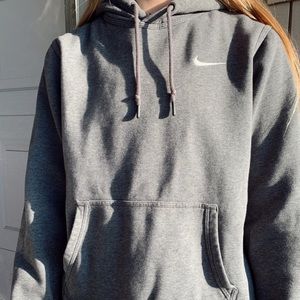 dark grey nike sweatshirt